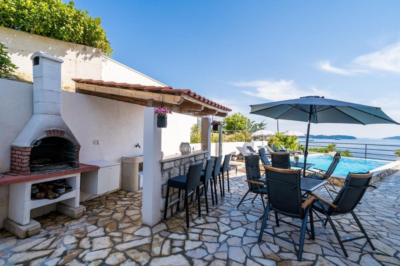Apartments Villa Made 4U Mlini Bagian luar foto
