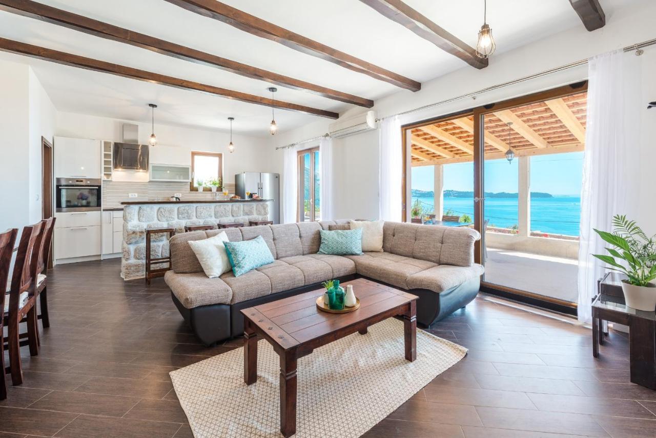 Apartments Villa Made 4U Mlini Bagian luar foto