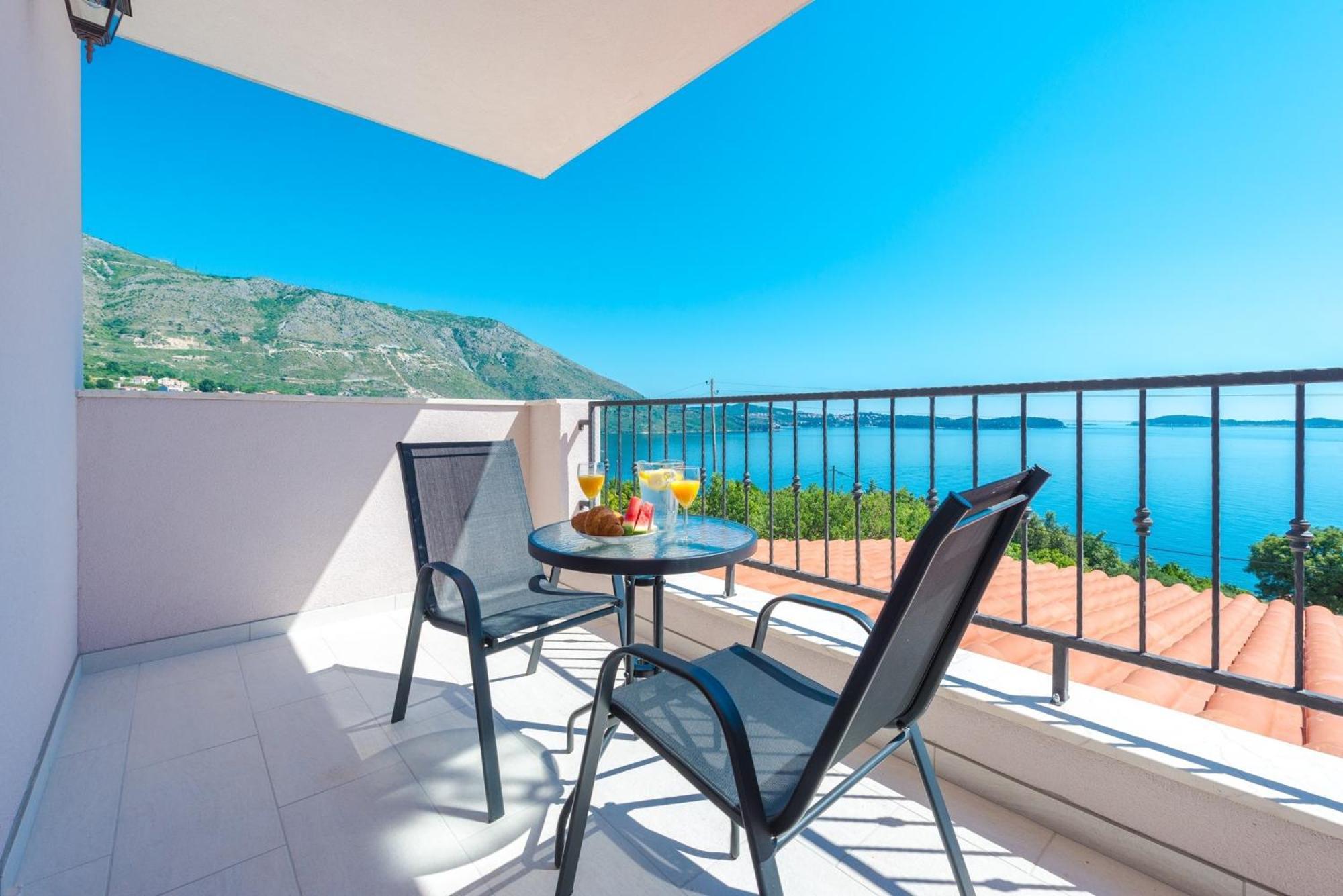Apartments Villa Made 4U Mlini Bagian luar foto